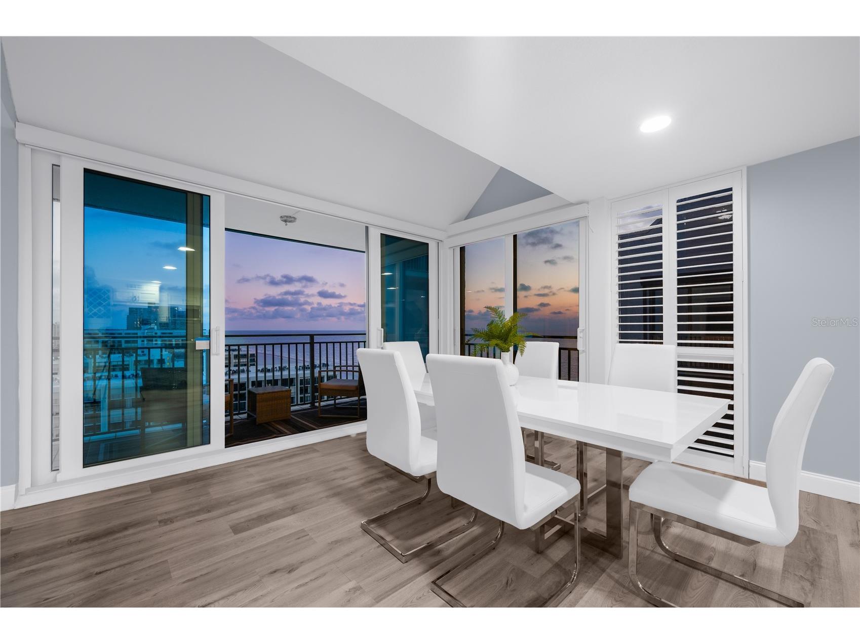 1380 Gulf Boulevard #PH 5 Clearwater Beach FL 33767 - GULF OF AMERICA TB8503970 image17