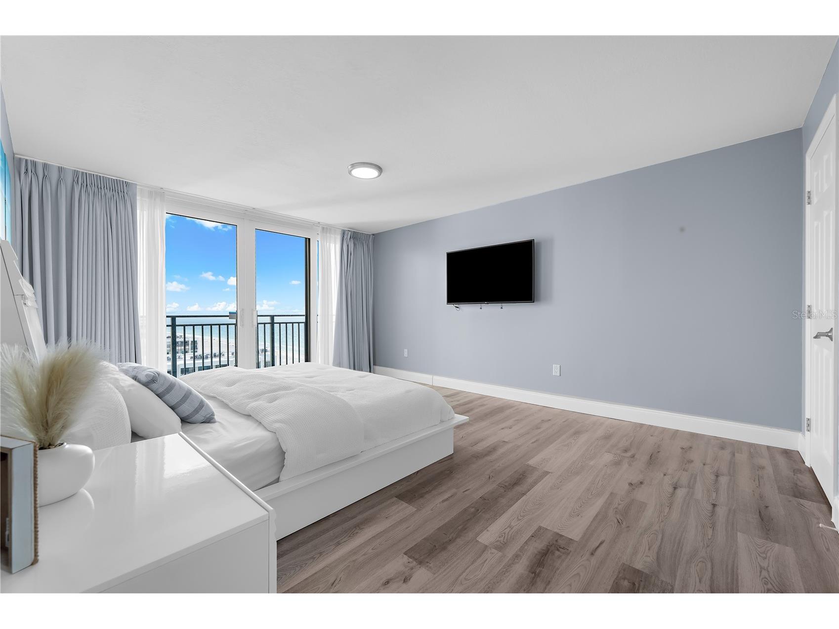 1380 Gulf Boulevard #PH 5 Clearwater Beach FL 33767 - GULF OF AMERICA TB8503970 image33