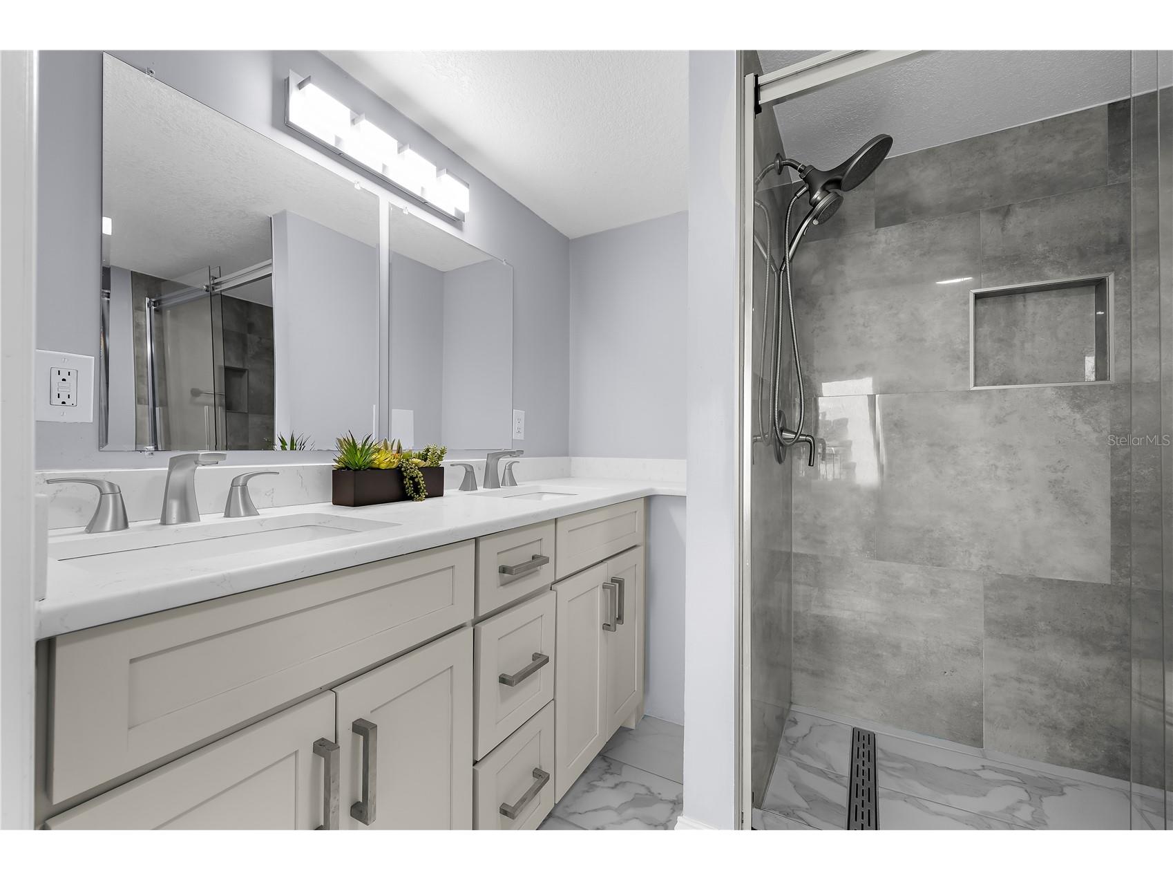 1380 Gulf Boulevard #PH 5 Clearwater Beach FL 33767 - GULF OF AMERICA TB8503970 image34