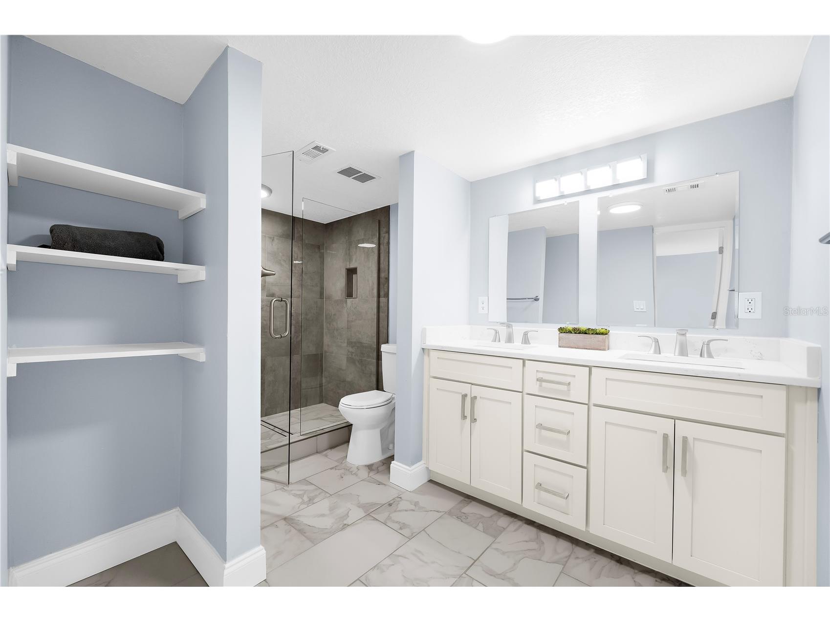 1380 Gulf Boulevard #PH 5 Clearwater Beach FL 33767 - GULF OF AMERICA TB8503970 image54