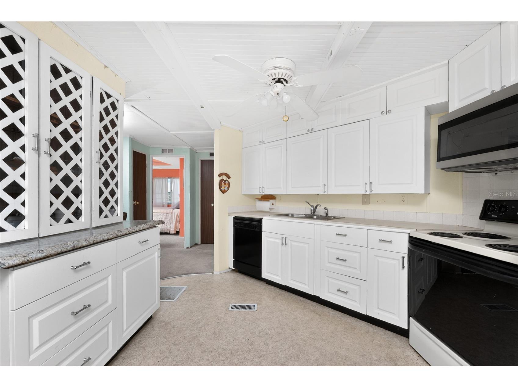 1380 Seagull Drive Englewood FL 34224 - CATFISH WATERWAY D6147200 image5