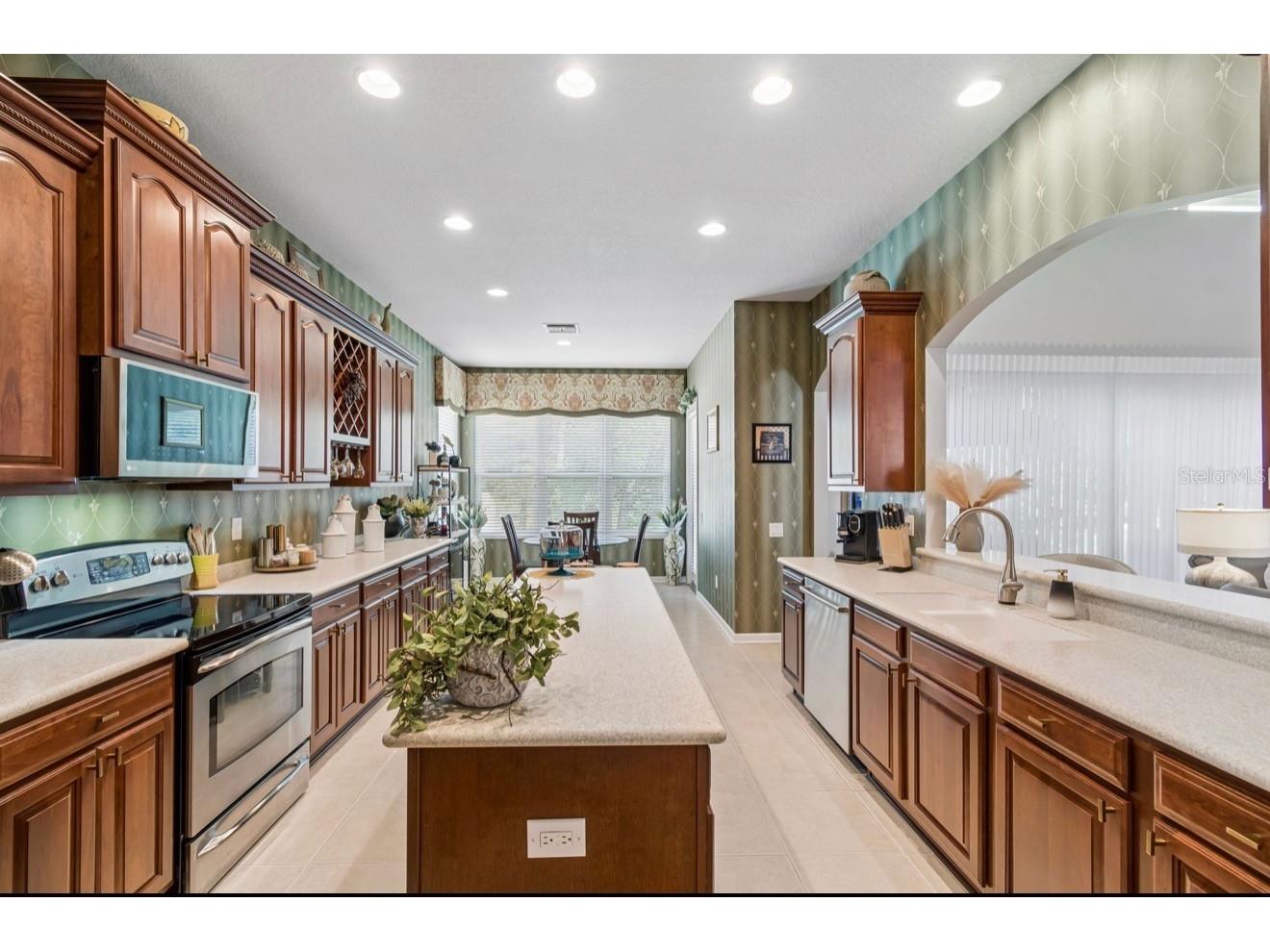 13800 Crest Lake Drive Hudson FL 34669 W7887599 image31