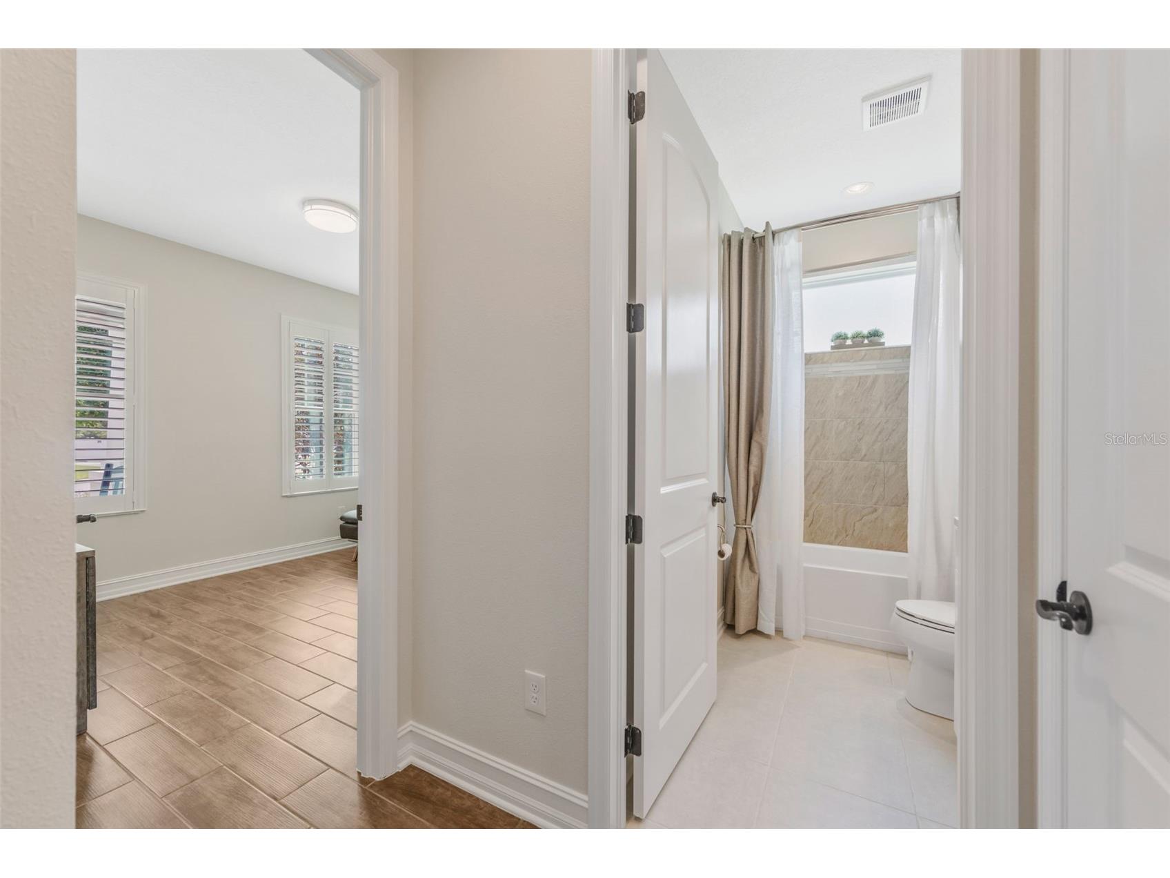 13804 Fairway Bunker Drive Tampa FL 33626 TB8527087 image25