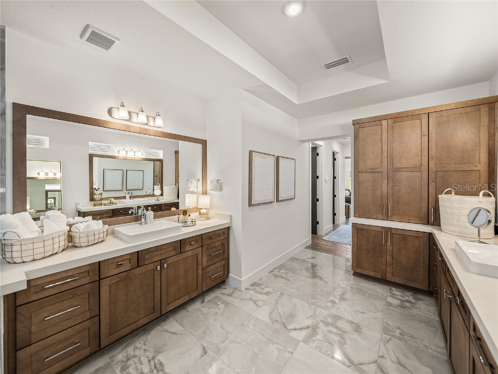 13805 Carryback Drive Dade City FL 33525 TB8377541 image44