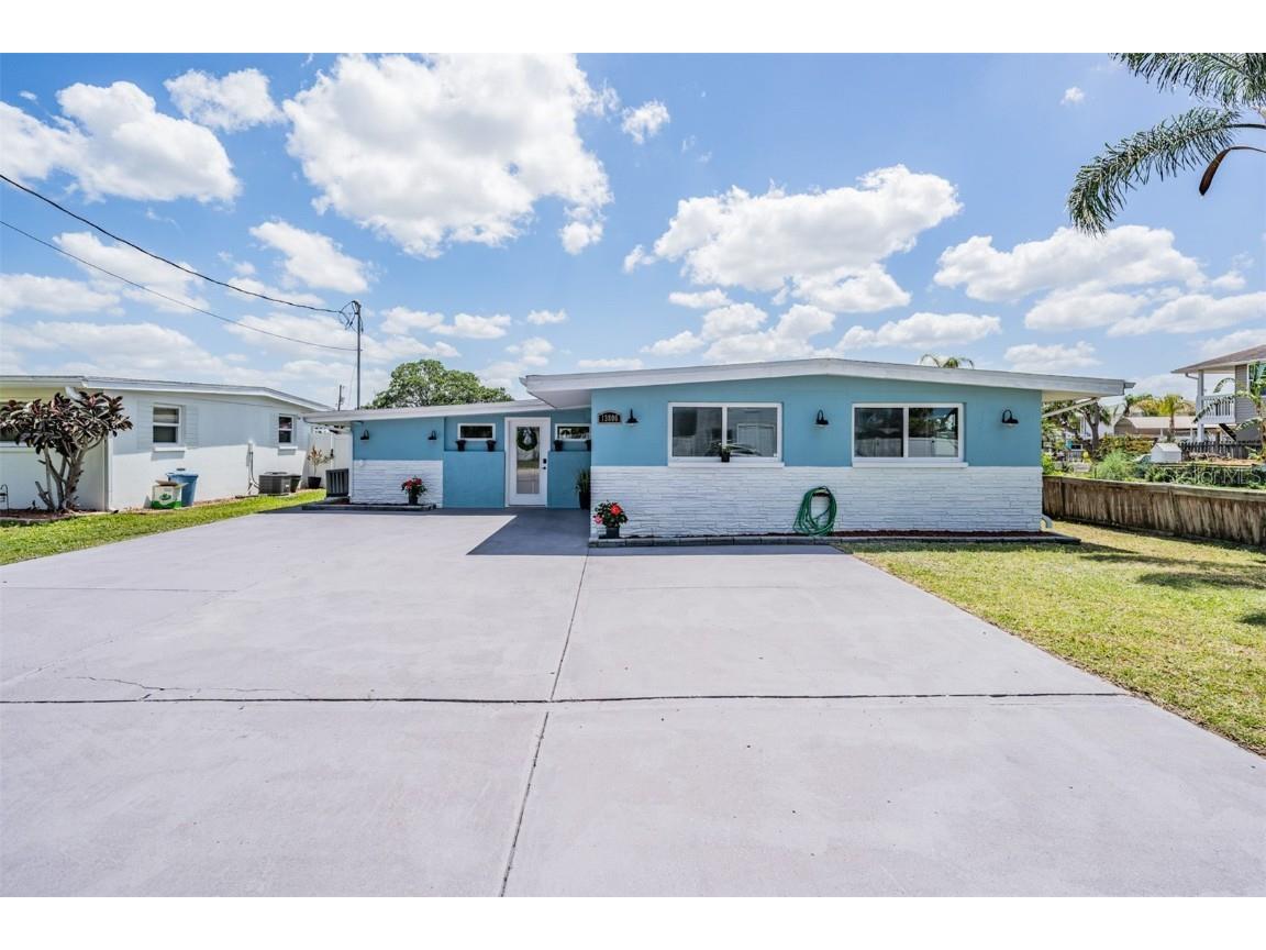 13806 San Juan Avenue Hudson FL 34667 TB8430586 image1