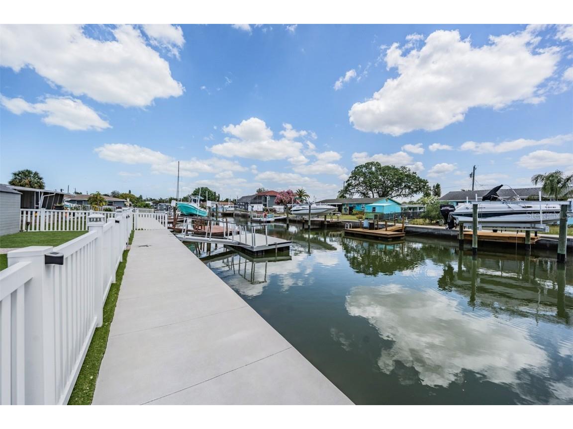 13806 San Juan Avenue Hudson FL 34667 TB8430586 image28