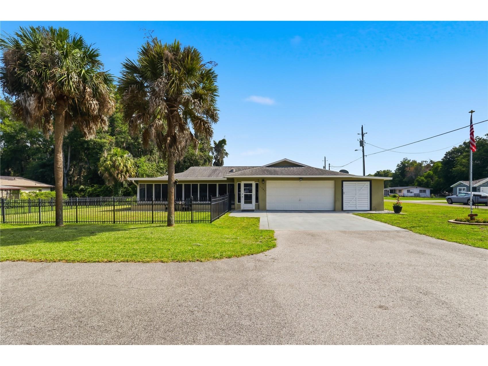 1381 Cr 446a Lake Panasoffkee FL 33538 G5113395 image2