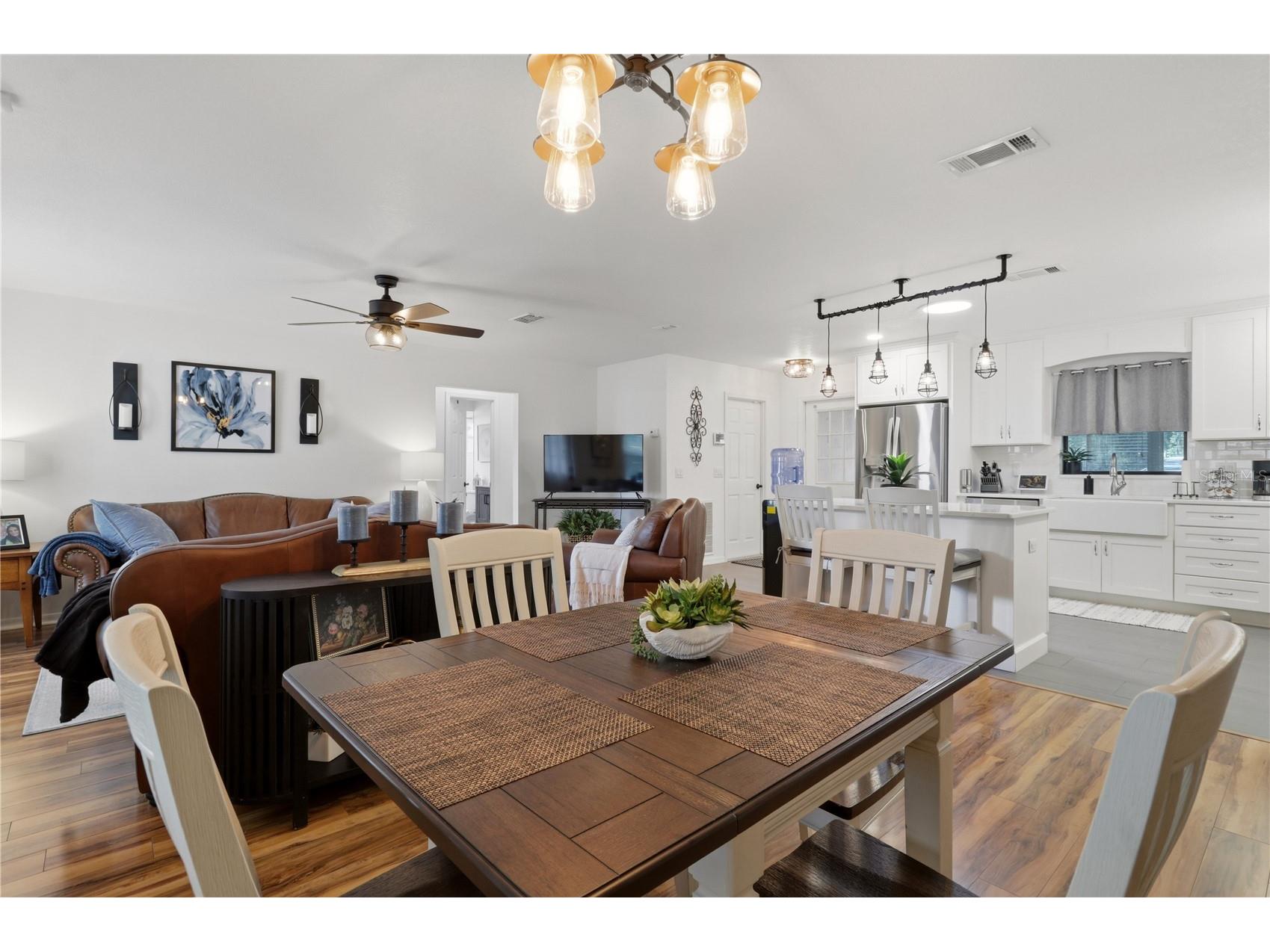 1381 Cr 446a Lake Panasoffkee FL 33538 G5113395 image21