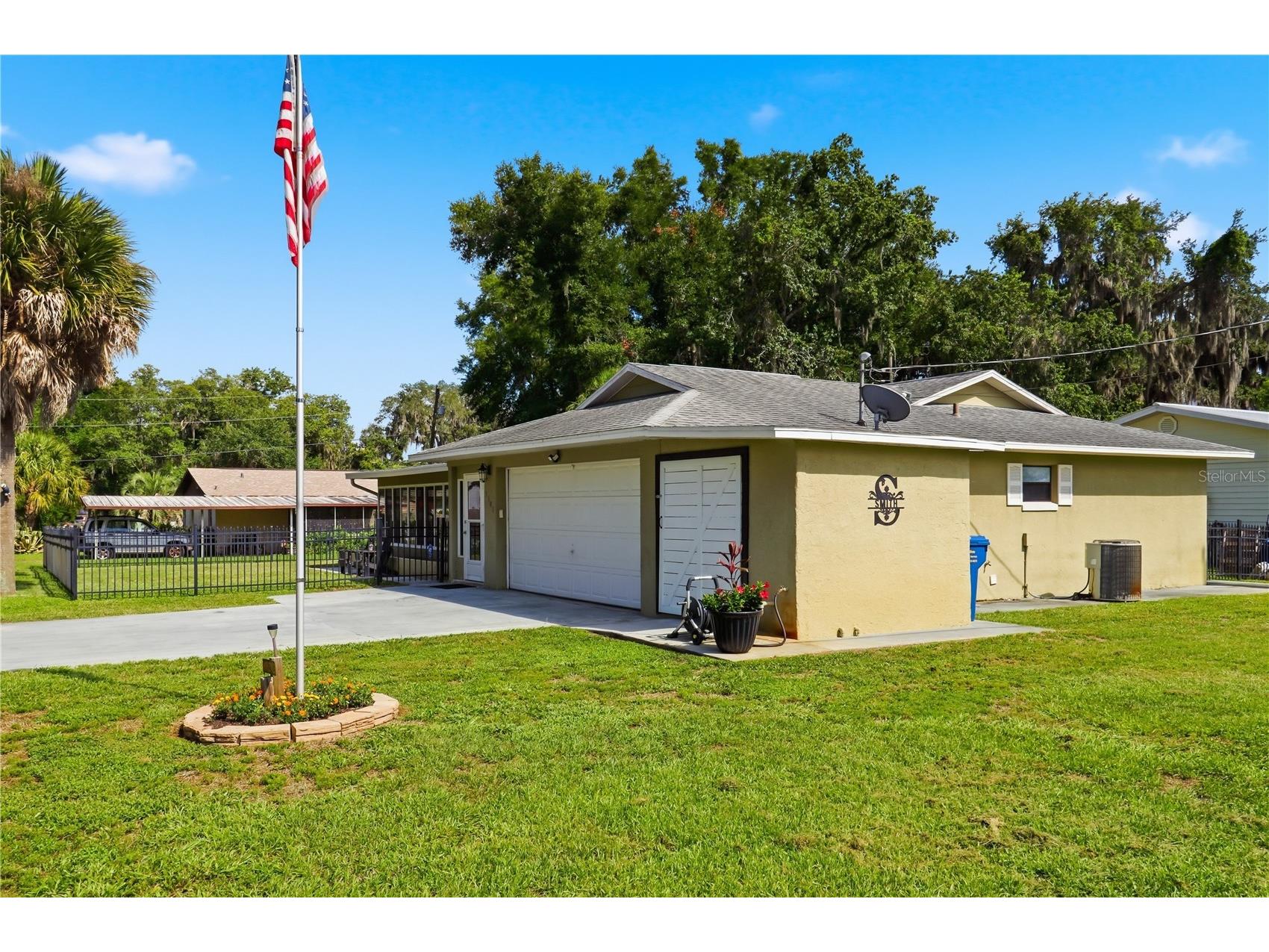 1381 Cr 446a Lake Panasoffkee FL 33538 G5113395 image3