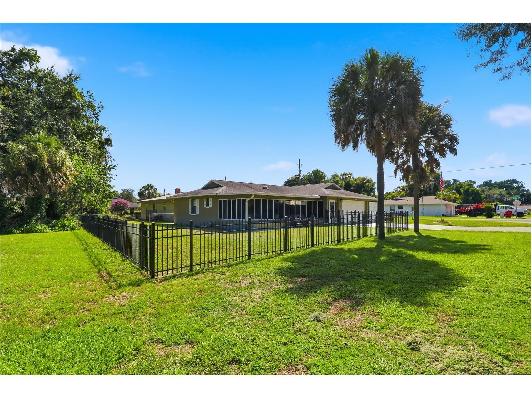 1381 Cr 446a Lake Panasoffkee FL 33538 G5113395 image4