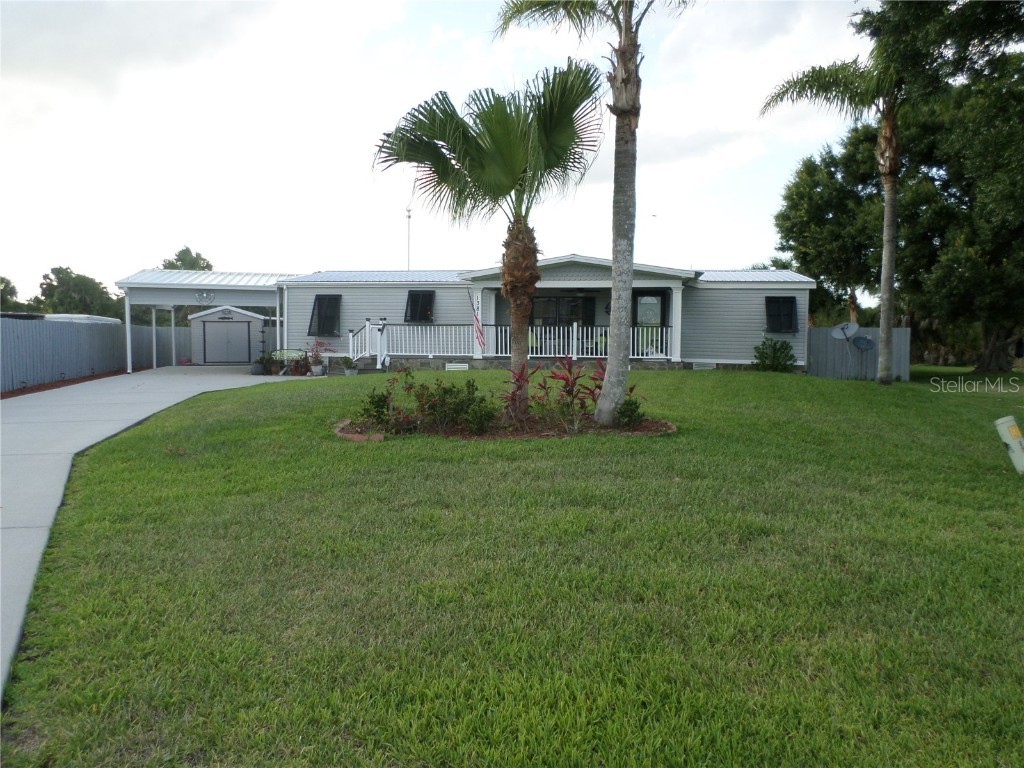 1381 Jordan Loop Okeechobee FL 34974 - Canal OK220195 image1