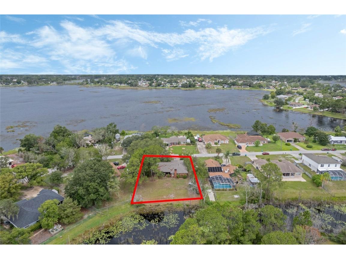 1381 Sonnet Court Deltona FL 32738 - LAKE TERESA V4937064 image1