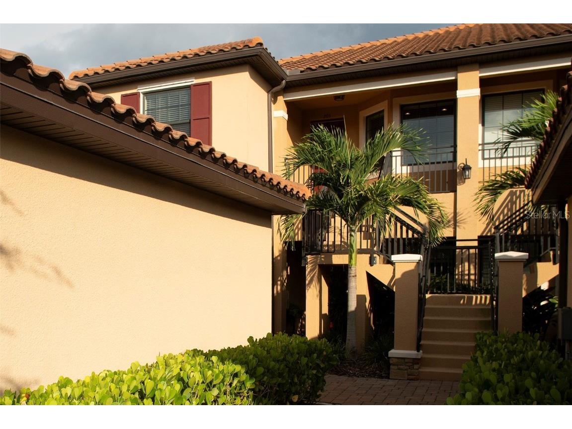 13810 Messina Loop #201 Bradenton FL 34211 A4582902 image1