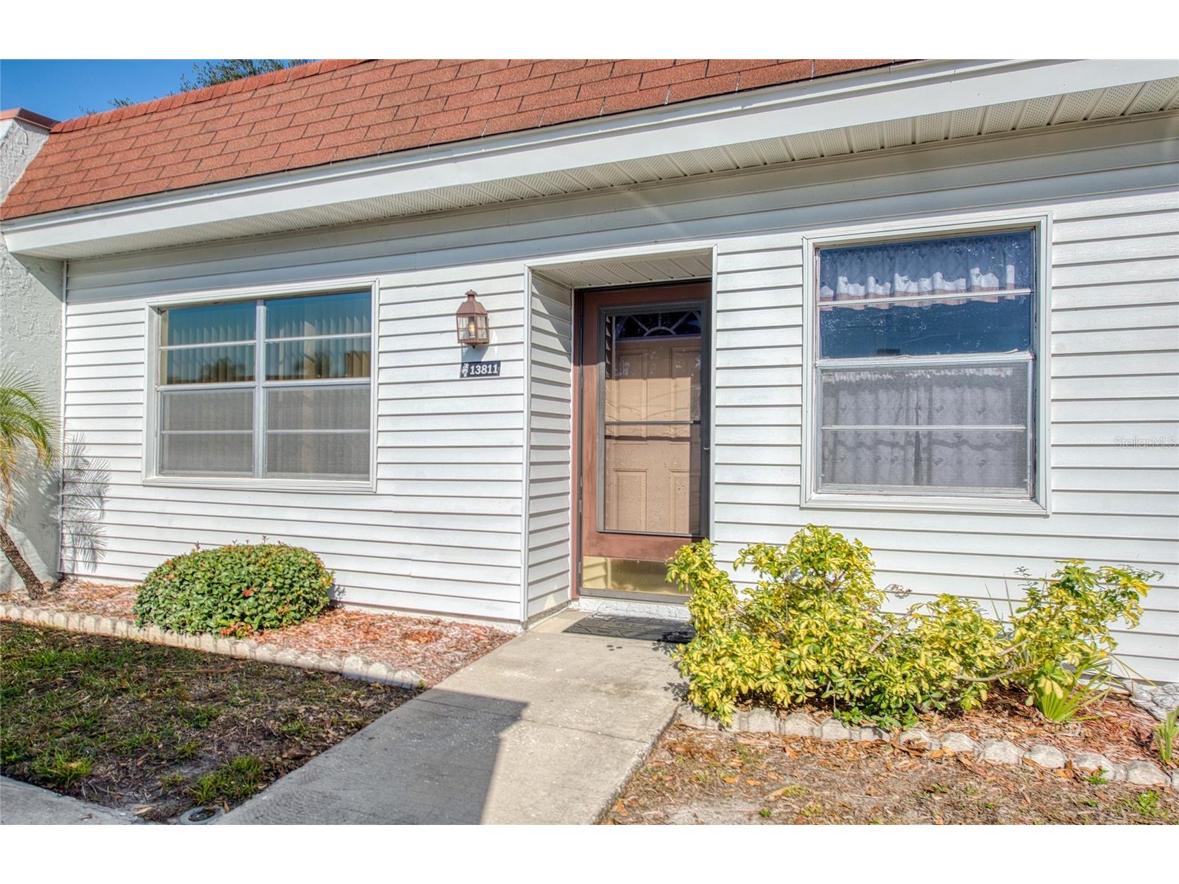 13811 Mission Oaks Boulevard #E Seminole FL 33776 TB8462997 image1