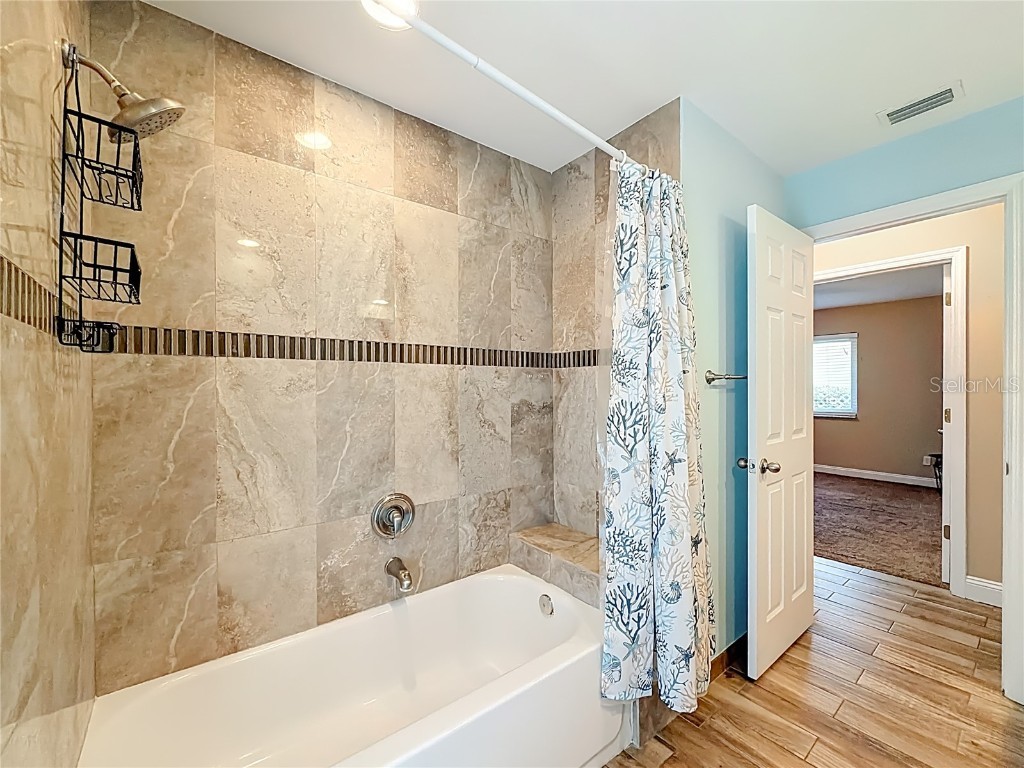 13812 Columbine Avenue Wellington FL 33414 OM707305 image31