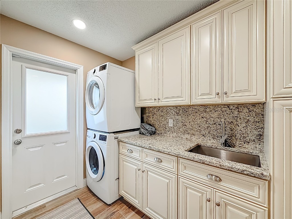 13812 Columbine Avenue Wellington FL 33414 OM707305 image40