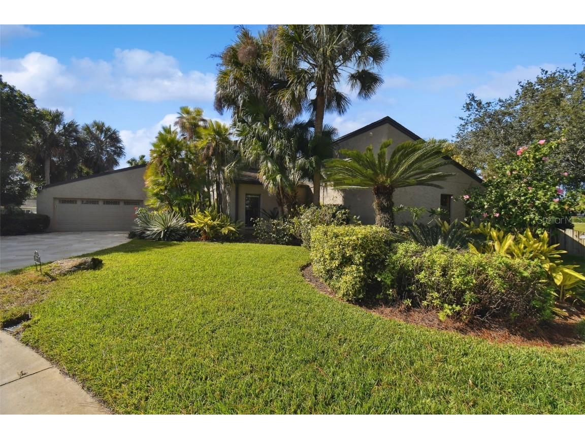 13814 Lake Village Place Tampa FL 33618 T3485844 image1