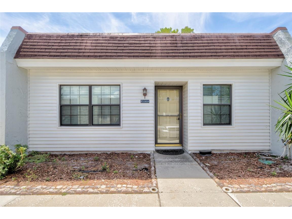 13814 Mission Oaks Boulevard Seminole FL 33776 U8197052 image1