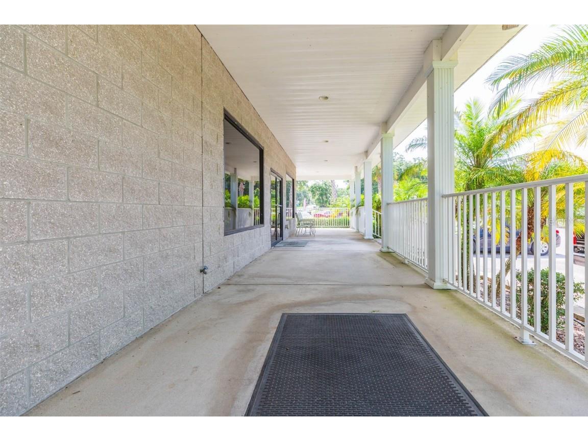 13815 21st Street Dade City FL 33525 TB8398399 image33