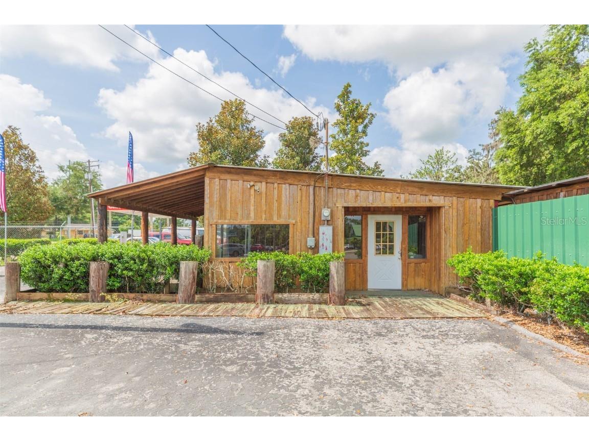 13815 21st Street Dade City FL 33525 TB8398399 image38