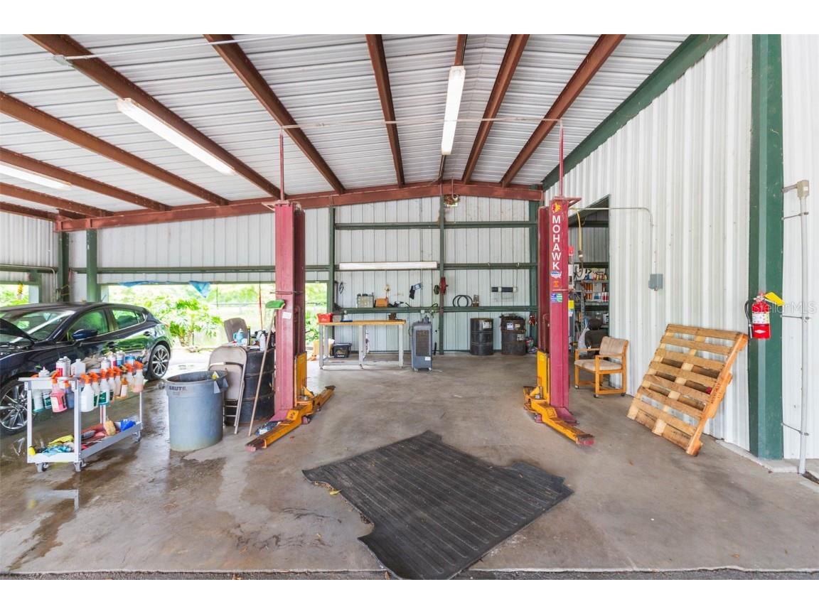 13815 21st Street Dade City FL 33525 TB8398399 image60