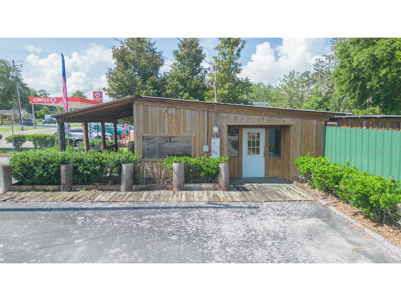 13815 21st Street Dade City FL 33525 TB8398399 image72