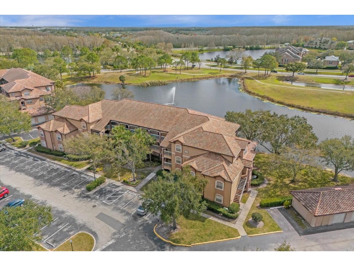 13815 Fairway Island Drive #1328 Orlando FL 32837 O6178240 image1