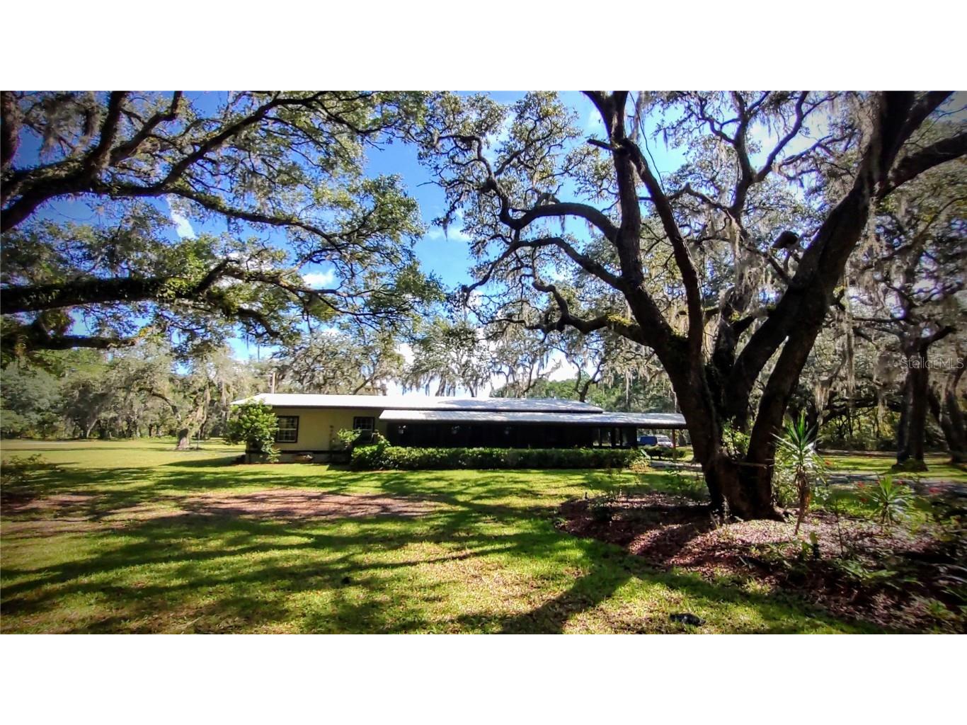 13815 NE 165th Street Fort Mc Coy FL 32134 OM657058 image1