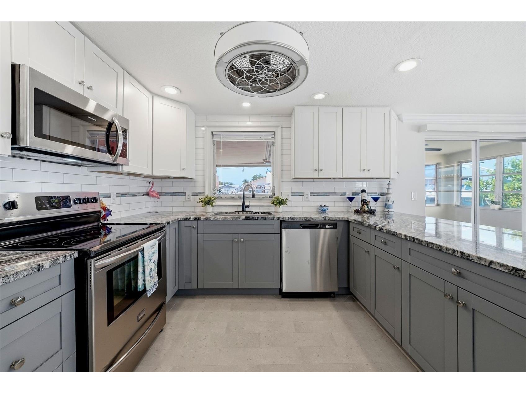 13815 Plumosa Avenue Hudson FL 34667 - GULF OF AMERICA W7887115 image13