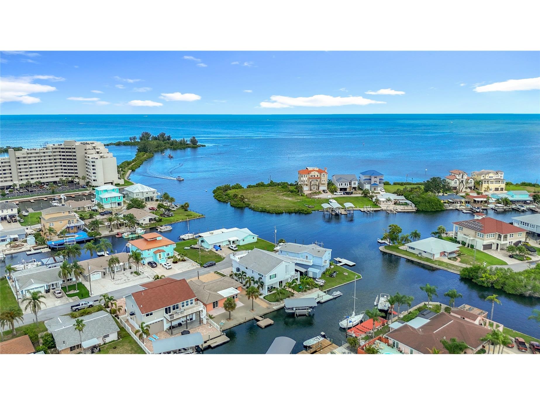 13816 Victor Avenue Hudson FL 34667 W7877633 image2