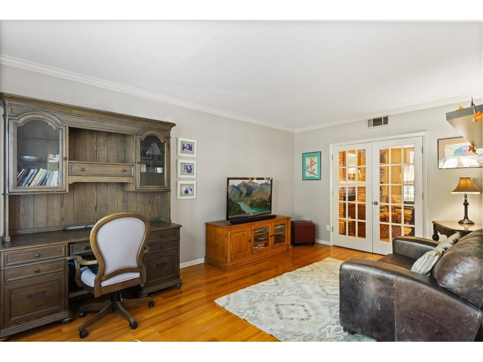 13817 Cypress Village Circle Tampa FL 33618 TB8417133 image16