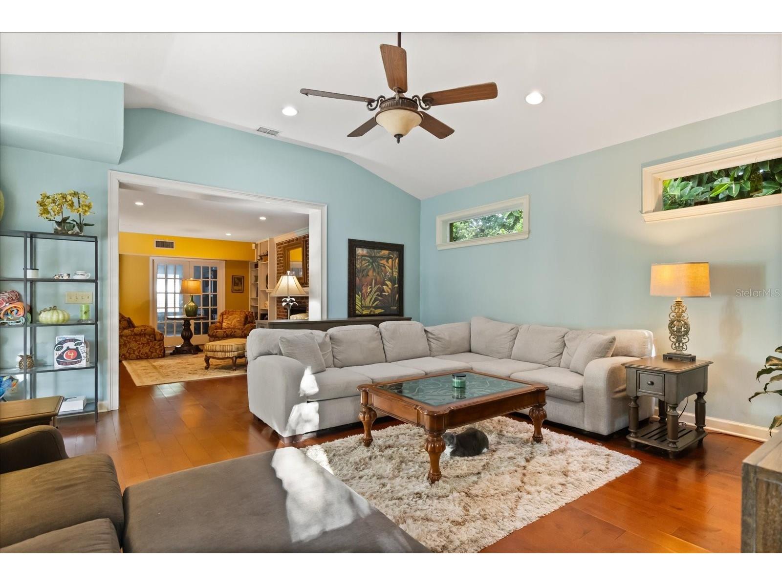 13817 Cypress Village Circle Tampa FL 33618 TB8417133 image5