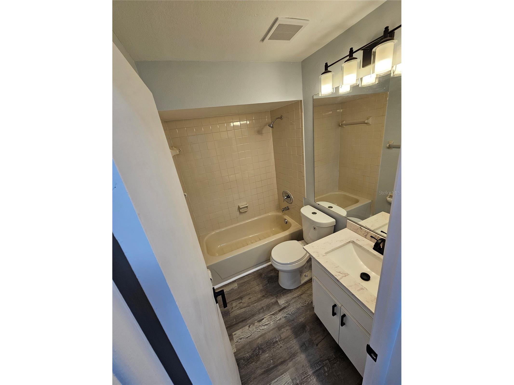 13817 Stone Mill Way Tampa FL 33613 A4697670 image15