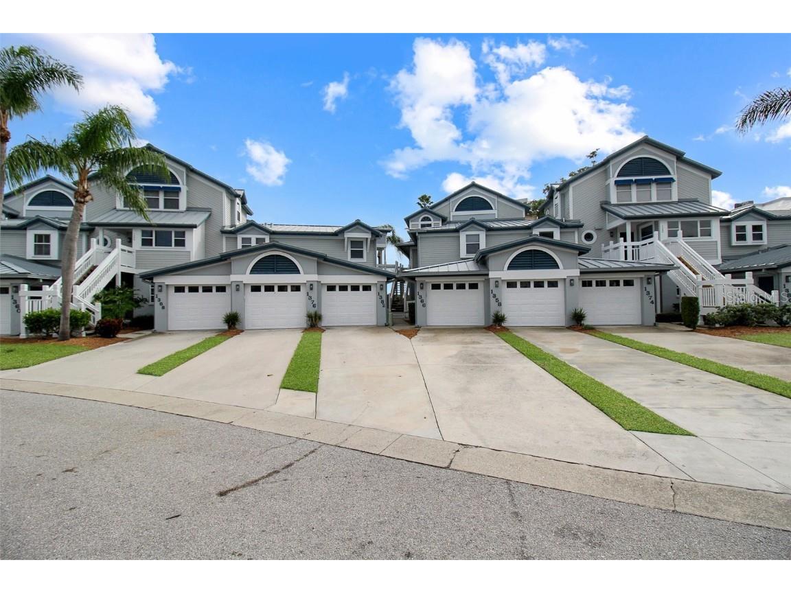 1382 Siesta Bayside Drive #1382-C Sarasota FL 34242 A4596171 image1