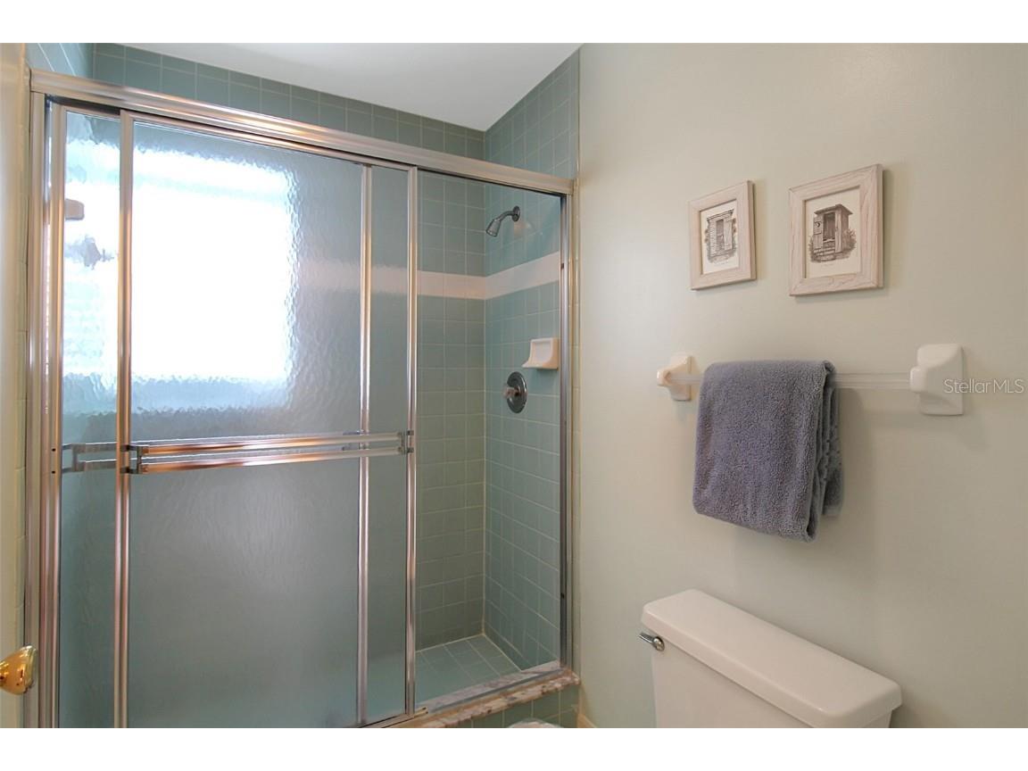 1382 Siesta Bayside Drive #1382-C Sarasota FL 34242 A4596171 image28