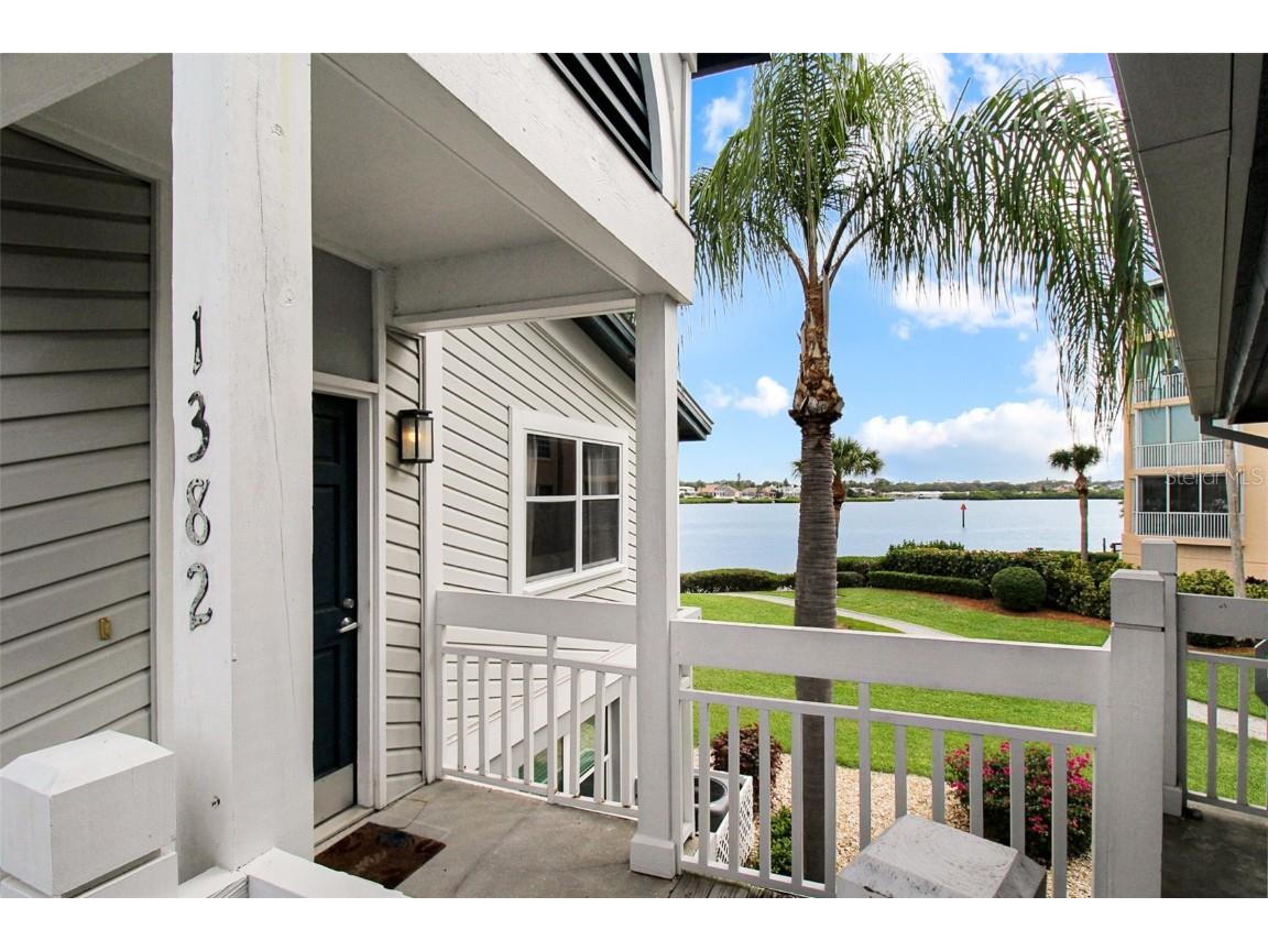 1382 Siesta Bayside Drive #1382-C Sarasota FL 34242 A4596171 image4