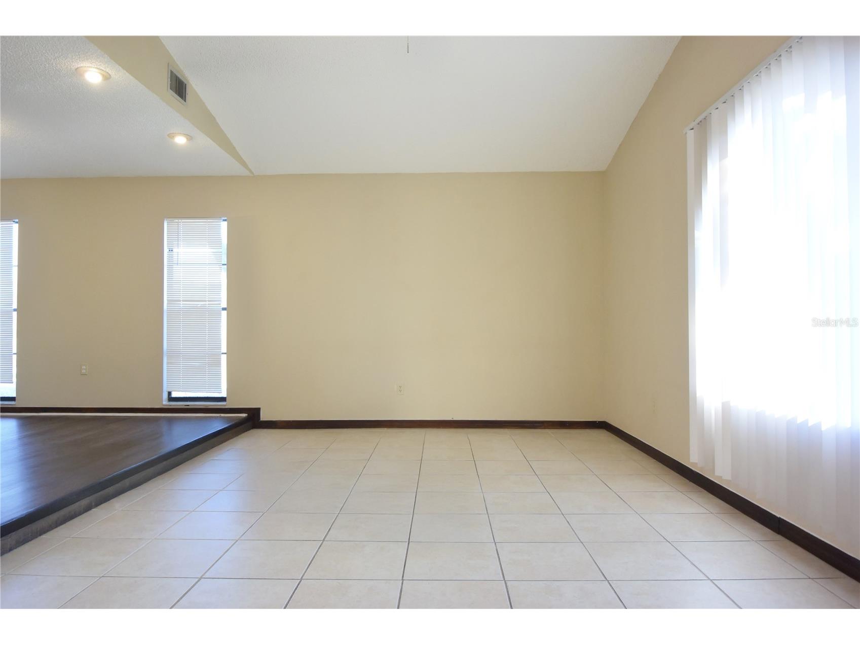 1382 Valiant Avenue Spring Hill FL 34608 W7883354 image10