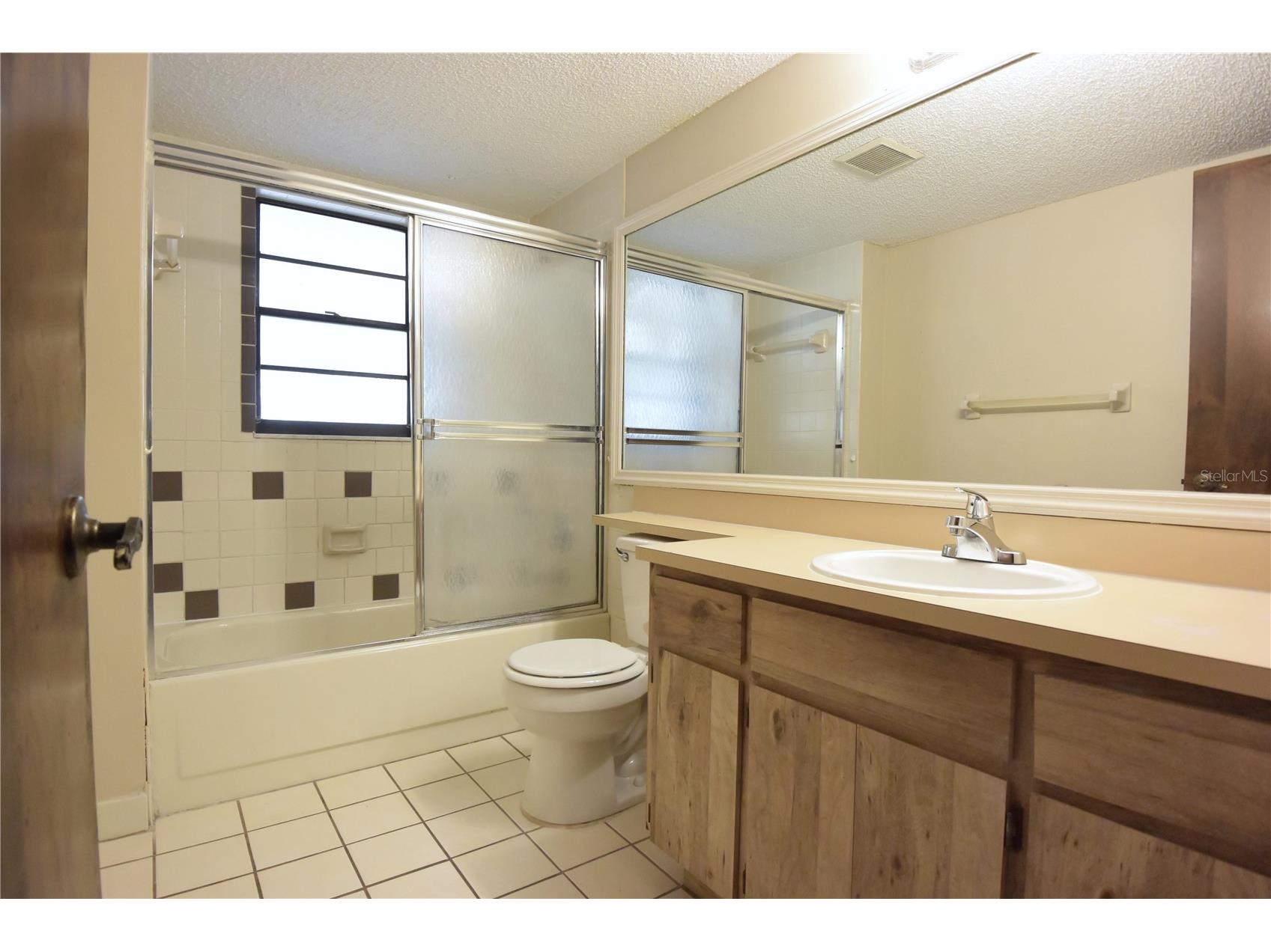 1382 Valiant Avenue Spring Hill FL 34608 W7883354 image37