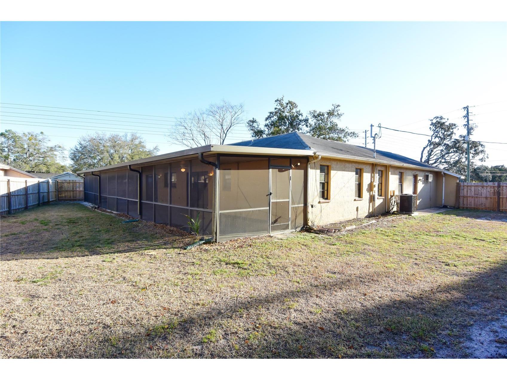 1382 Valiant Avenue Spring Hill FL 34608 W7883354 image48