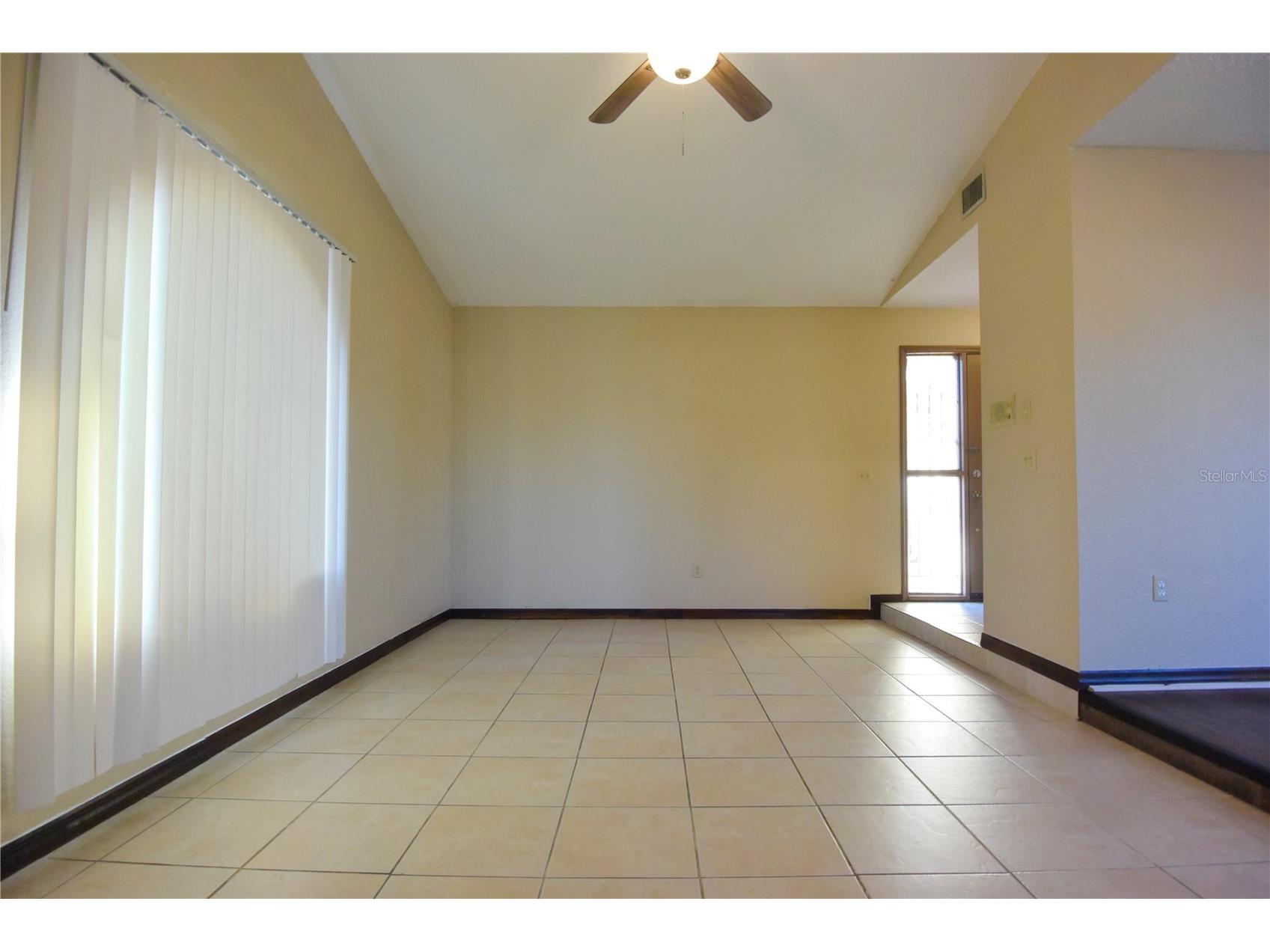 1382 Valiant Avenue Spring Hill FL 34608 W7883354 image9