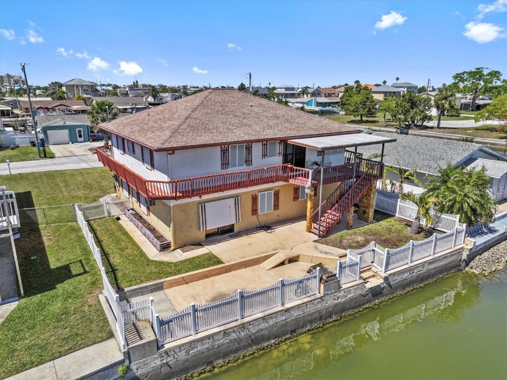 13820 Plumosa Avenue Hudson FL 34667 - DIRECT GULF ACCESS W7873749 image1