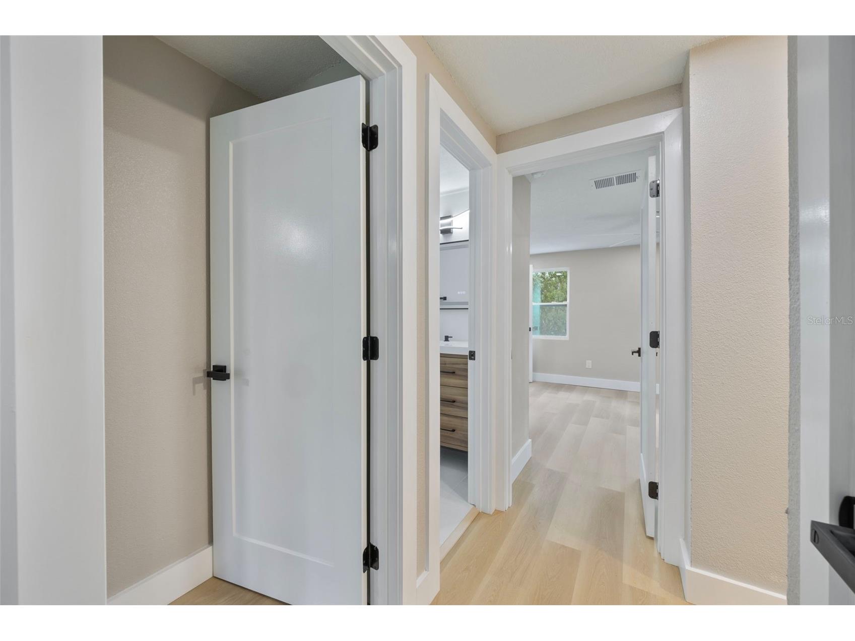 13824 Cherry Brook Lane Tampa FL 33618 TB8462880 image23