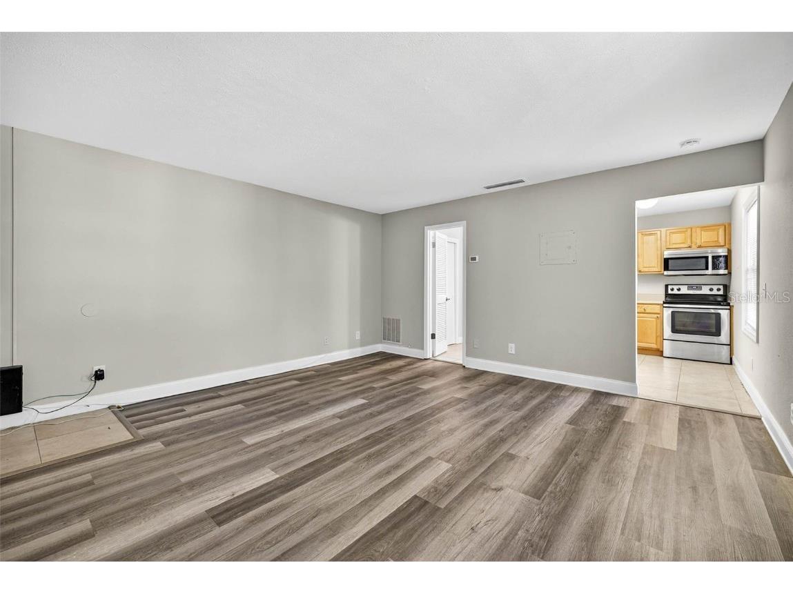 13824 Orange Sunset #202 Tampa FL 33618 TB8436088 image3