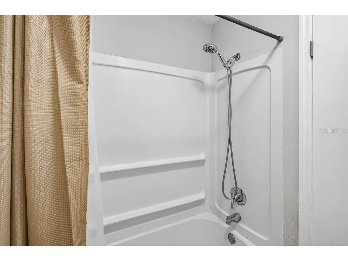 13824 Orange Sunset #202 Tampa FL 33618 TB8454707 image10