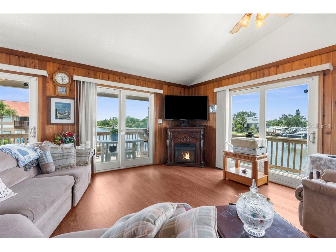 13825 San Juan Avenue Hudson FL 34667 W7877168 image3