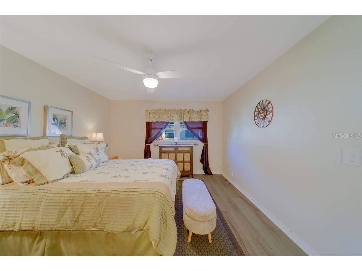 13827 Mission Oaks Boulevard Seminole FL 33776 TB8444716 image17