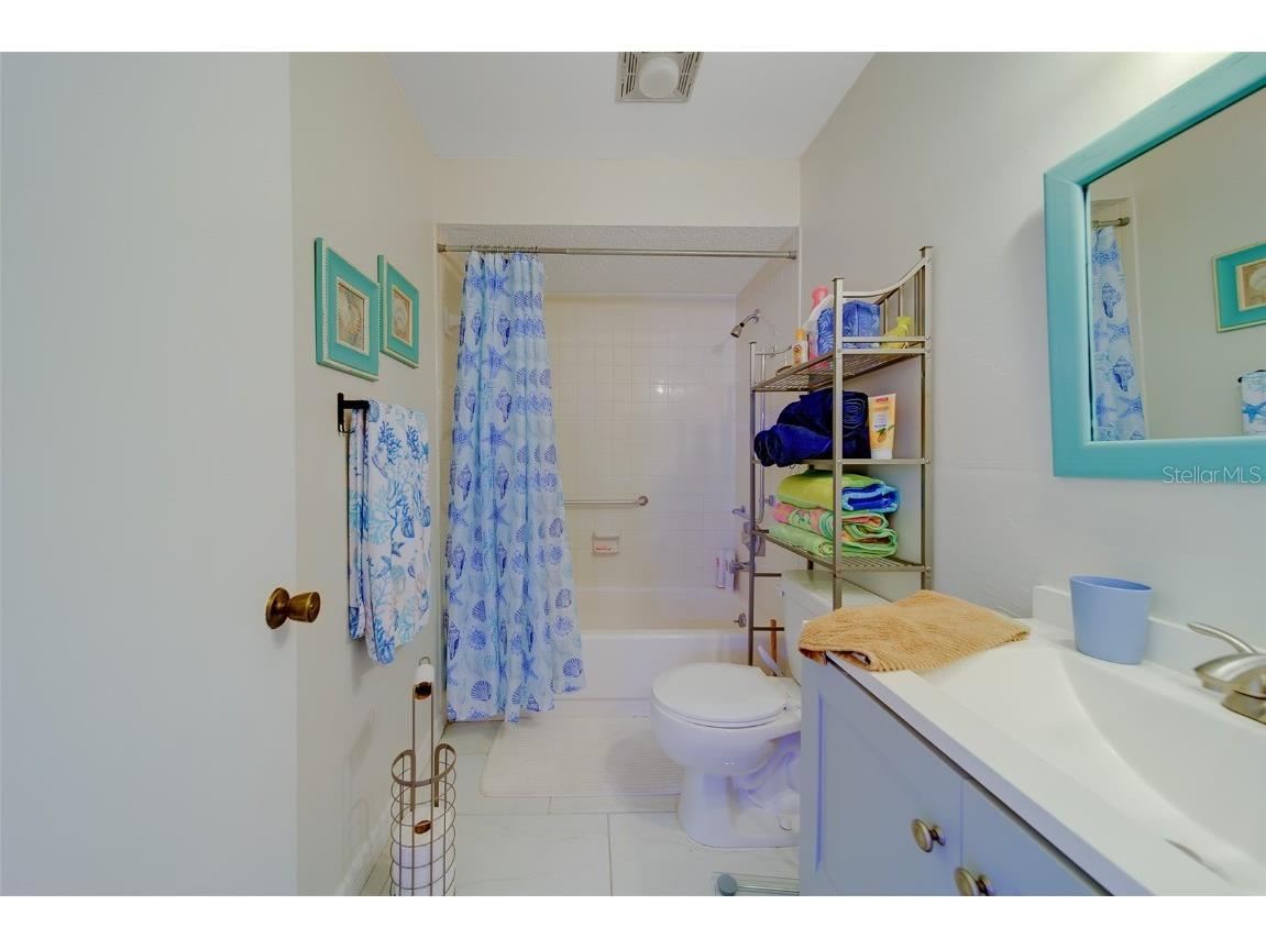 13827 Mission Oaks Boulevard Seminole FL 33776 TB8444716 image25