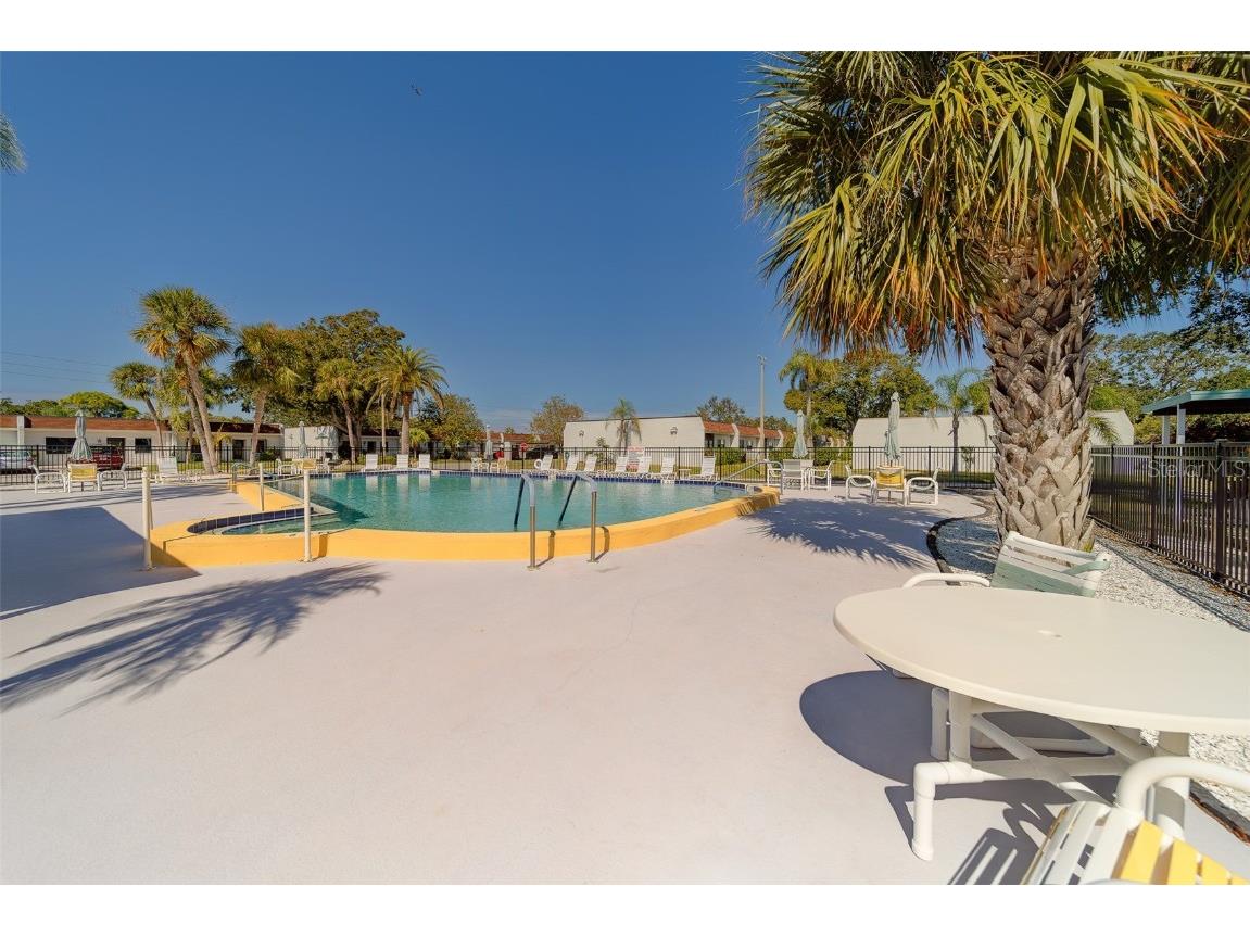 13827 Mission Oaks Boulevard Seminole FL 33776 TB8444716 image38