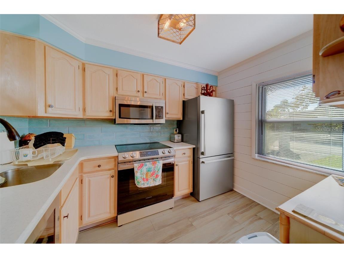 13827 Mission Oaks Boulevard Seminole FL 33776 TB8444716 image5