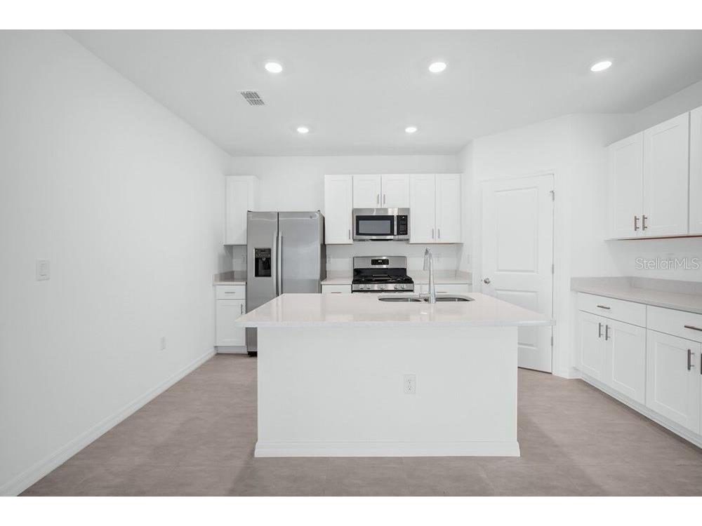 13828 Shellmore Avenue Palmetto FL 34221 TB8477167 image12